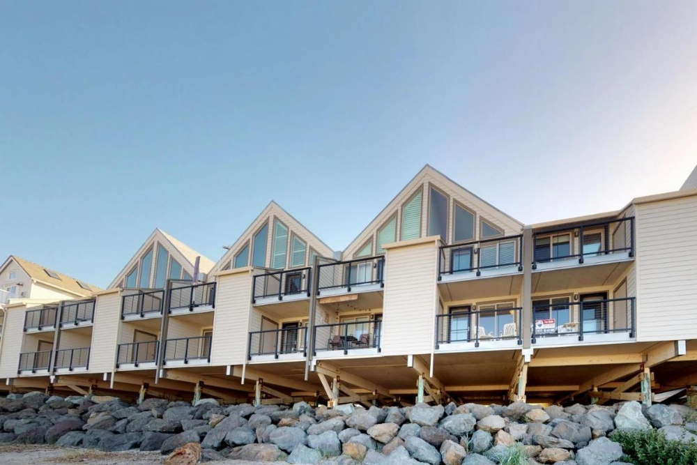 ​Rock Creek Inn Vacation Condos Image 10